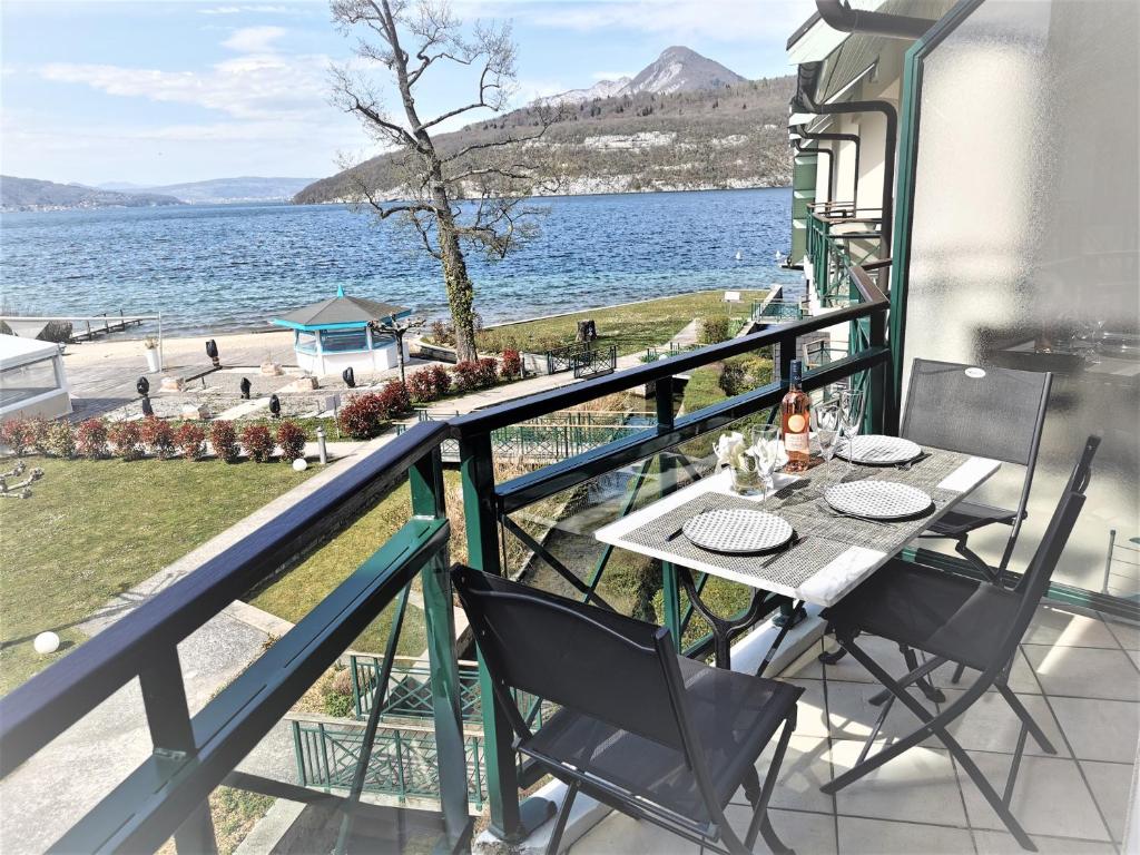 Lac Annecy plage privée, Duplex Baie des voiles photo 2