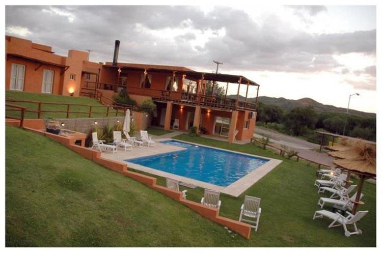 Hotel Posada Terrazas con pileta climatizada photo 2