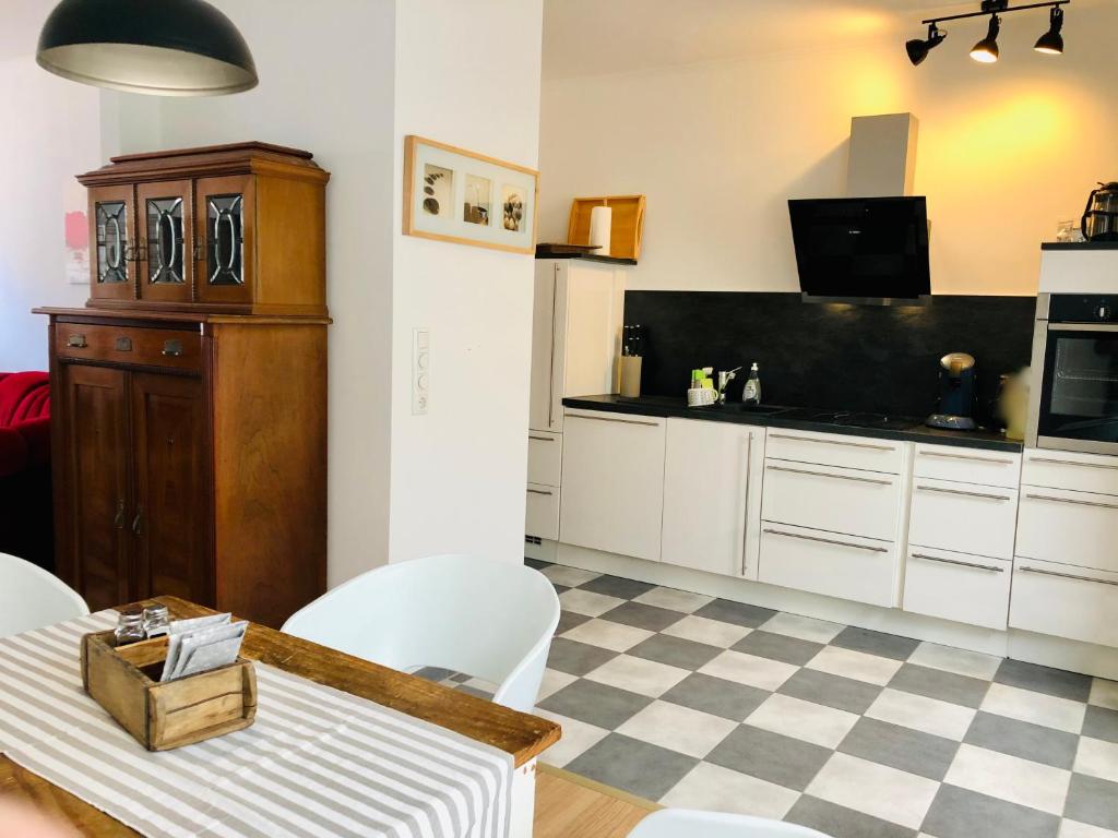 Altstadthus-gemütliches Ferienhaus mit Gärtchen photo 4