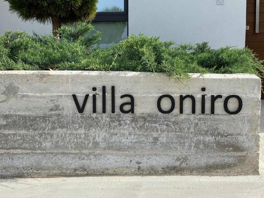 Villa Oniron photo 3