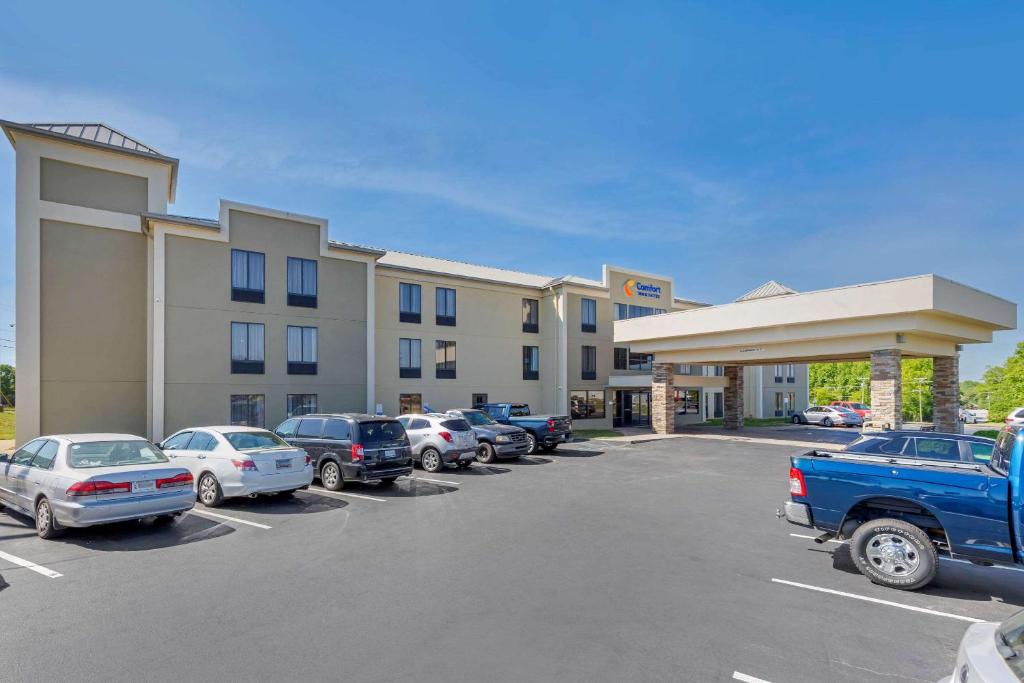 Comfort Inn & Suites Greer - Greenville image