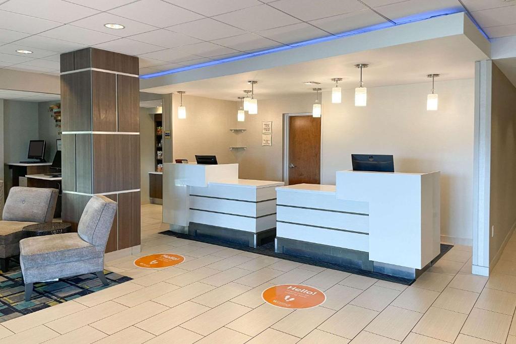 Comfort Inn & Suites Melbourne-Viera photo 1