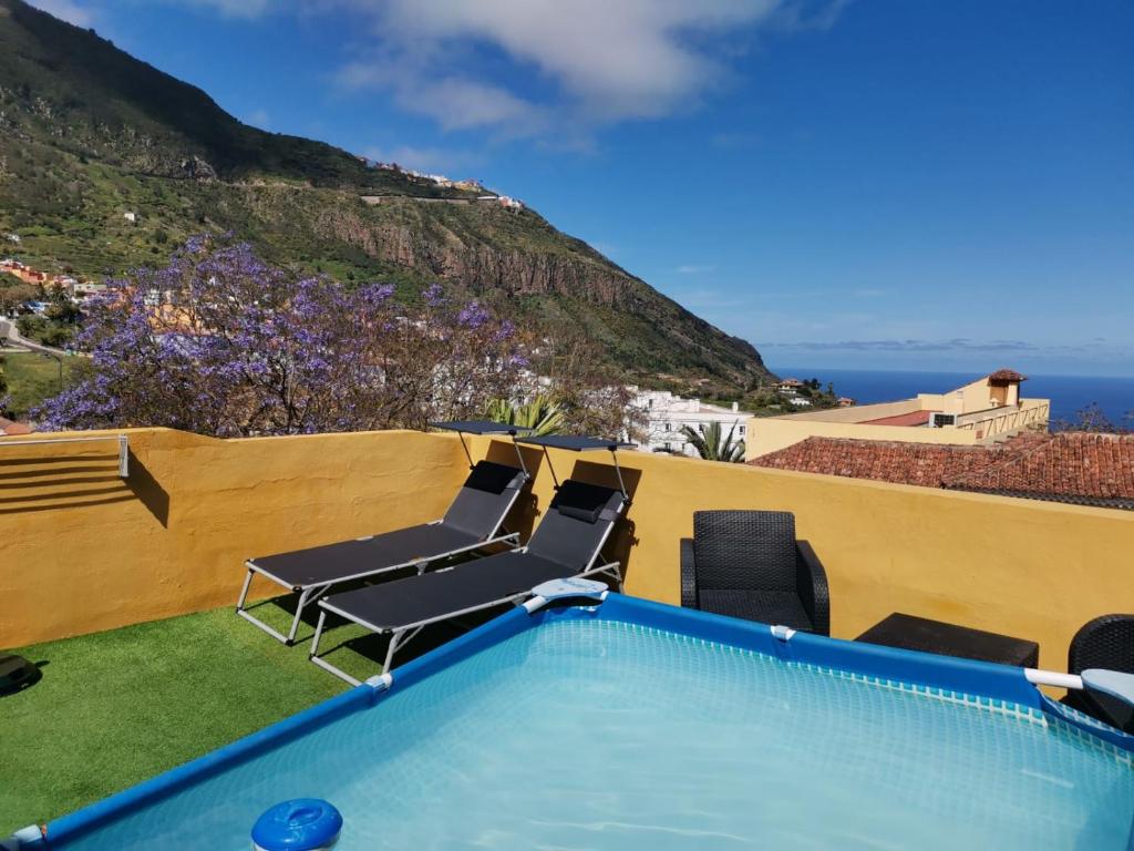Canarian House with views and pool photo 2
