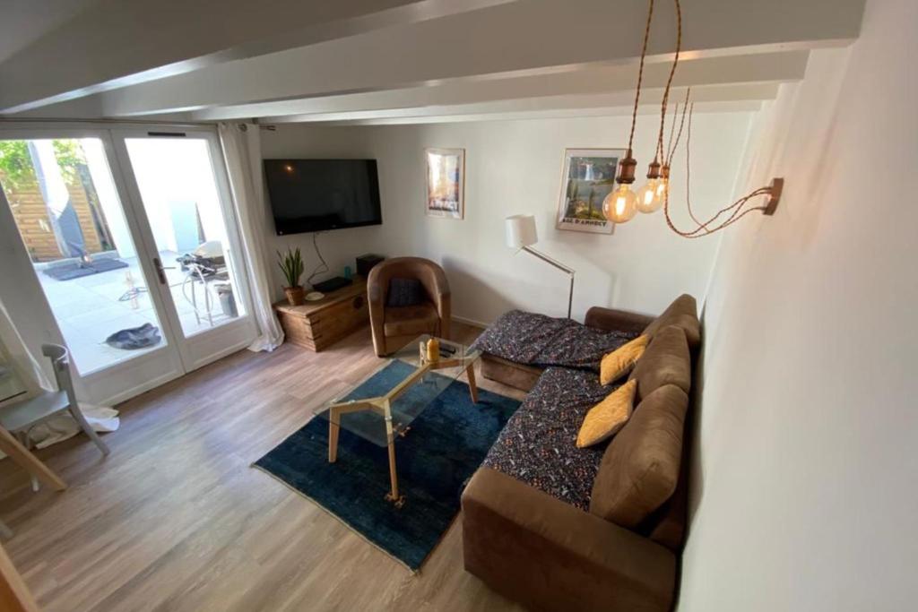 Tiny House - town house in the centre of Annecy terrace & air conditioning photo 1
