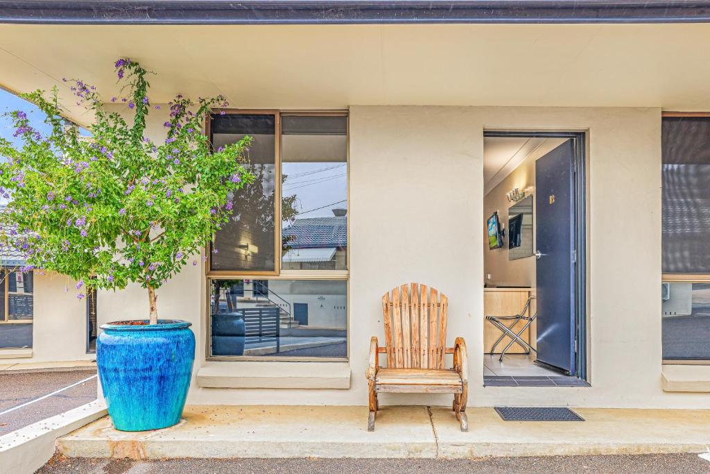 Stagecoach Inn Motel photo 1