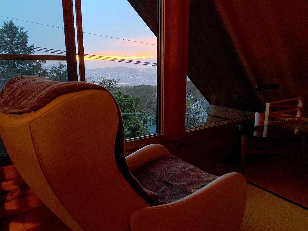 A Private Log House with Mt Fuji View & Piano - "Thangtong House Japan" photo 4