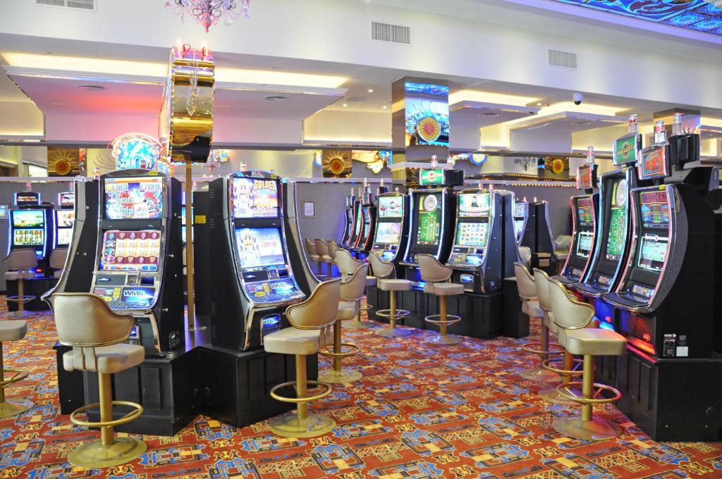 Amérian Hotel Casino Carlos V photo 3