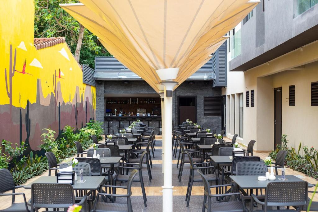 Silver Moon Hotel photo 4