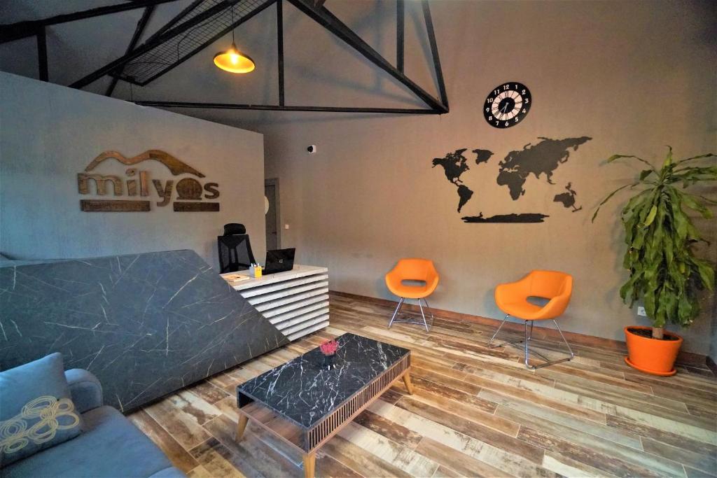 Milyos Hotel photo 3