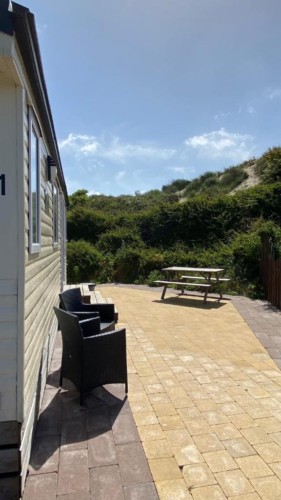 Chalet Playa direct aan zee in IJmuiden photo 4