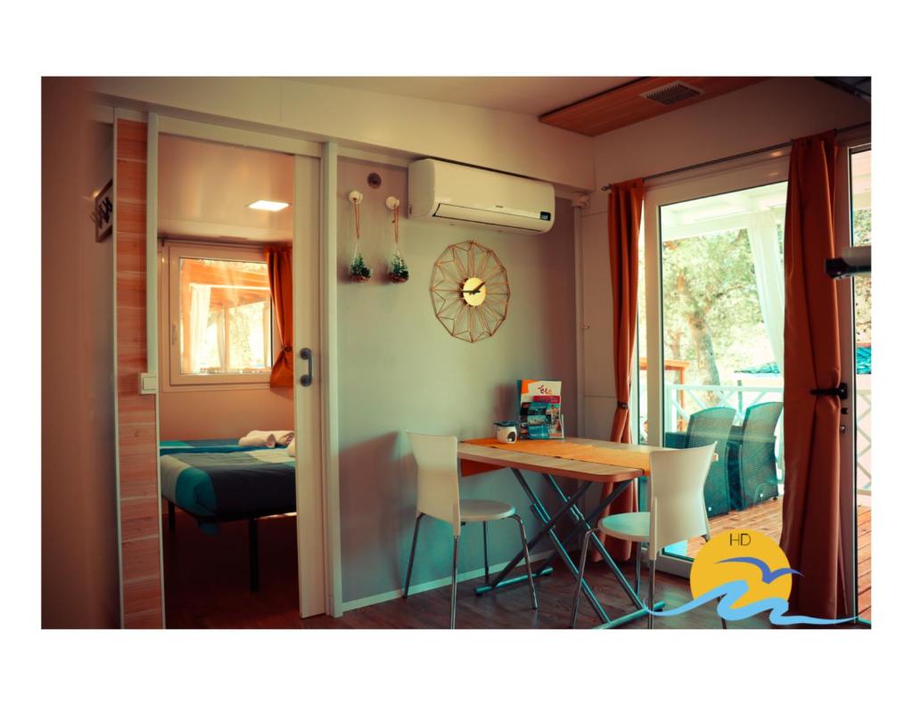 H&D mobile home photo 3