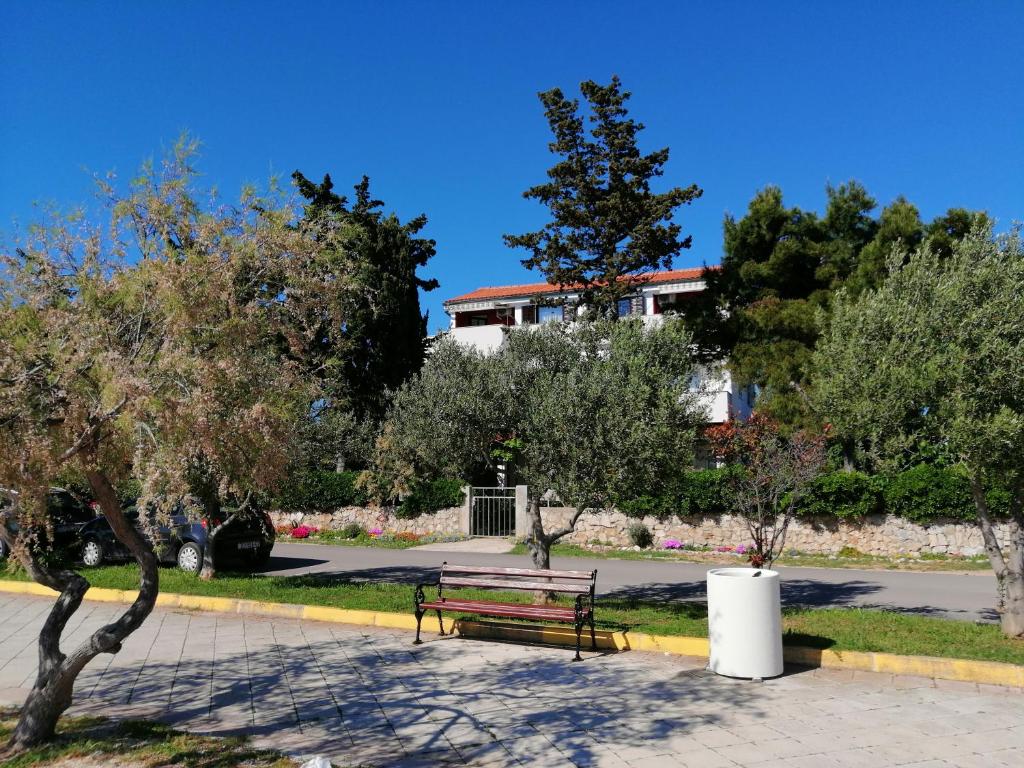 Apartments "Mulo" beachfront photo 1