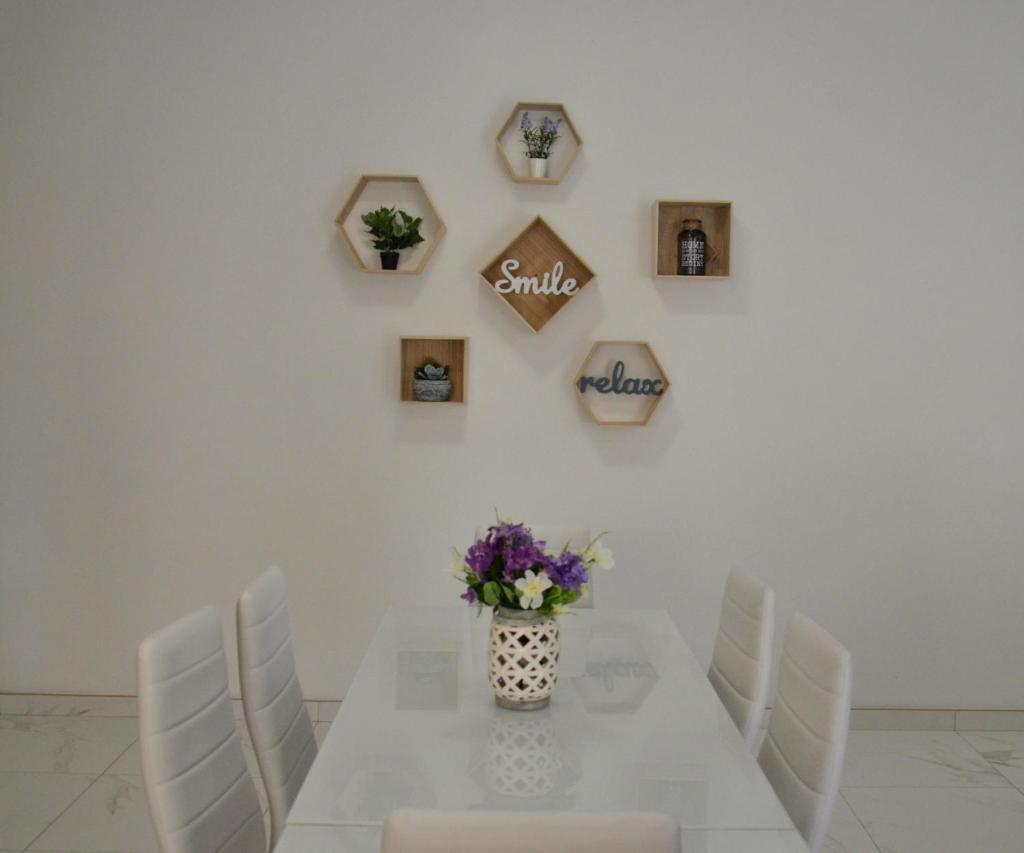 Lorenza Letting Apartment photo 2