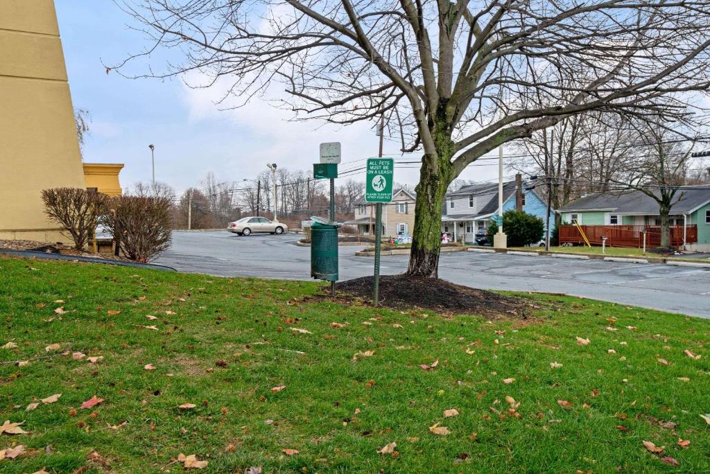 La Quinta by Wyndham Harrisburg Airport Hershey photo 3