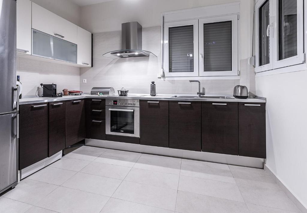 Modern apartment with wonderful view photo 2
