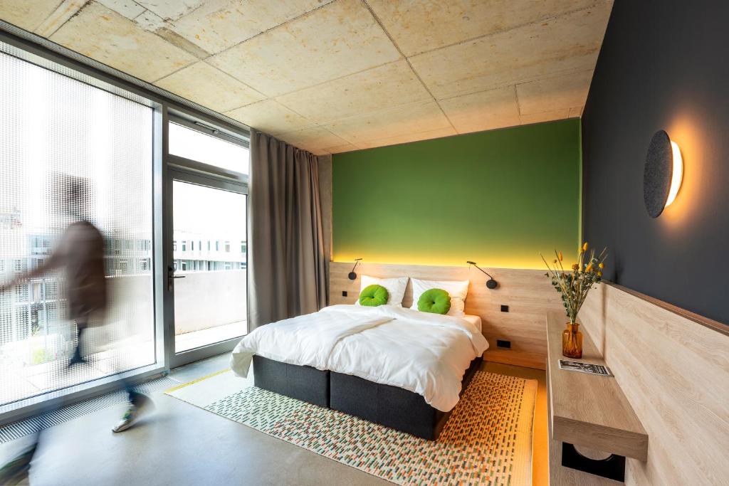 Двухместный (Улучшенный двухместный номер с 1 кроватью), Koncept Hotel Josefine