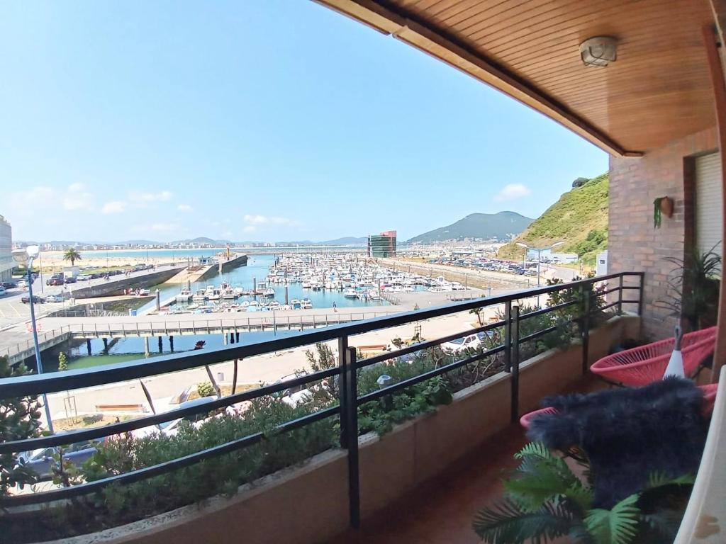 Laredo Ocean Port photo 1