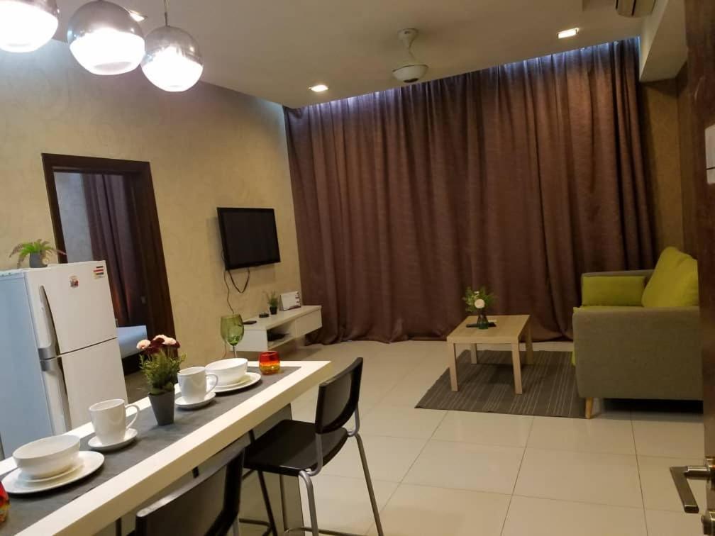 Сьюит (Суперлюкс), The Gardens House by Niez at Regalia Suites KL