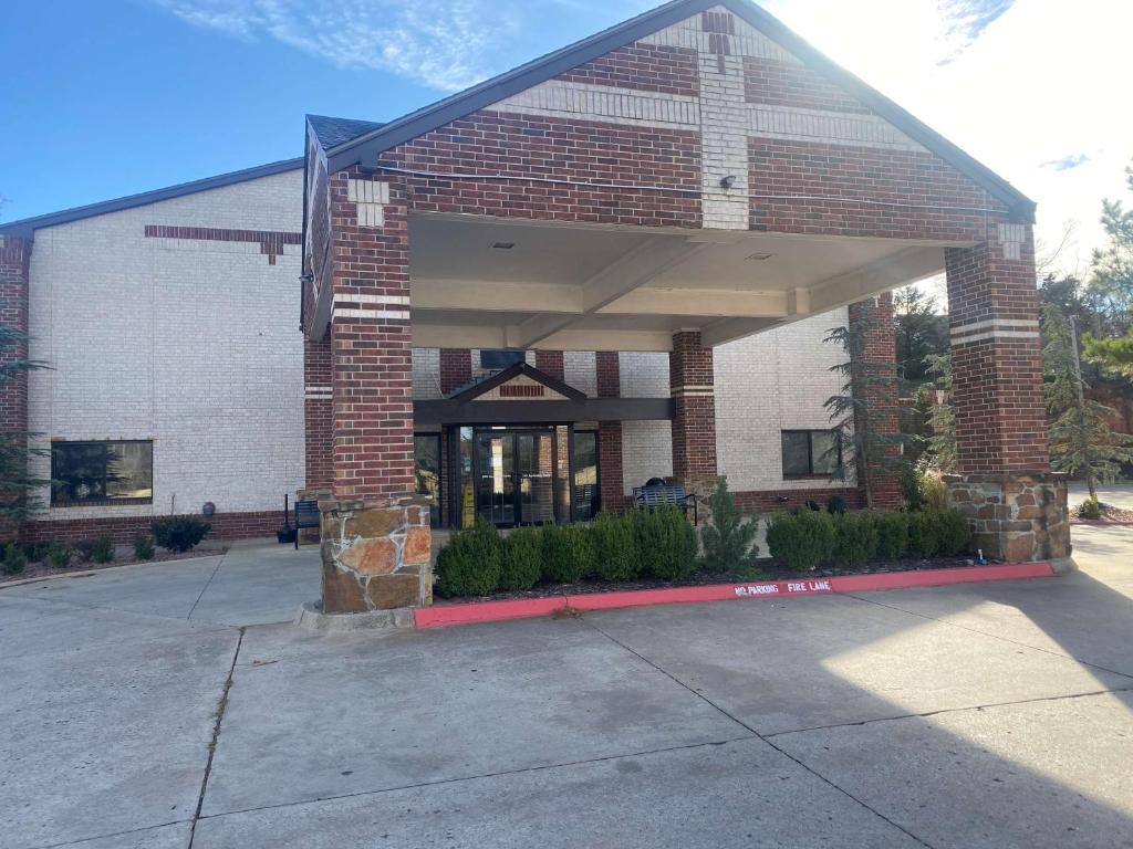 SureStay Plus by Best Western Edmond photo 1
