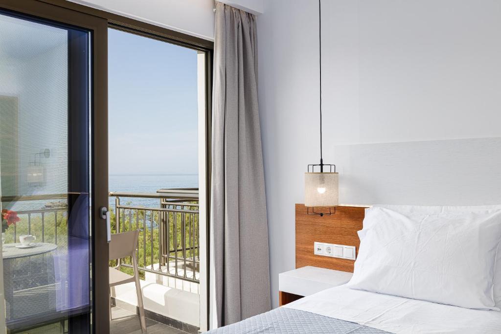 CHRISTOS Élite Sea View Suite Adults Only photo 4