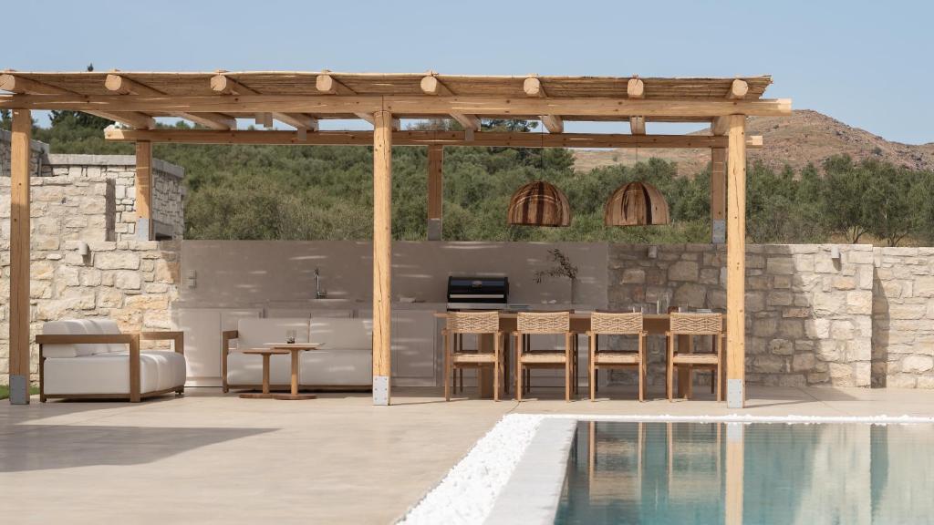 Ayali Villa I, a divine luxury homestay, By ThinkVilla photo 2