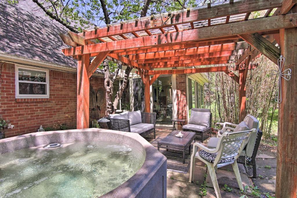 Private Home with Hot Tub and Patio Near Downtown Tulsa photo 1