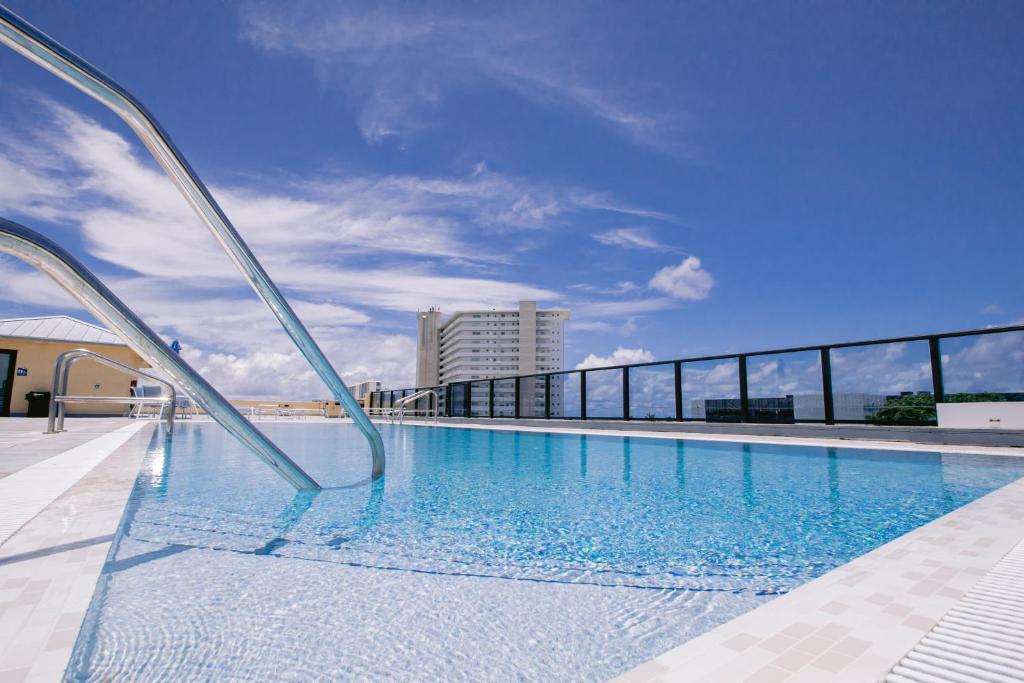 Vistalmar Beach Resort image