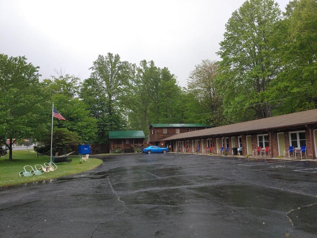 Stony Creek Motel image