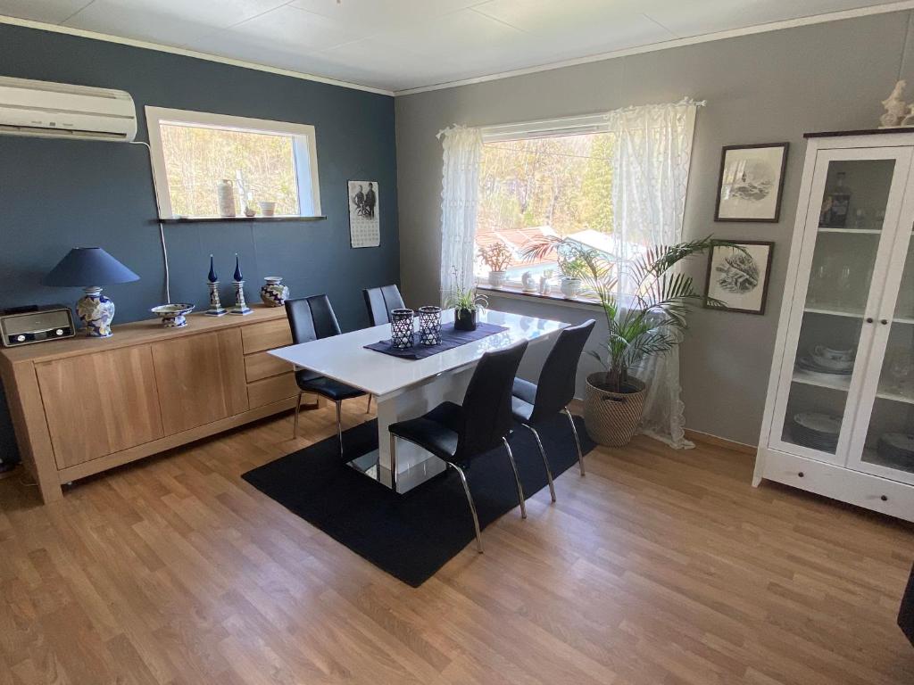 Sokndal - Cozy vacation home in peaceful surroundings photo 2