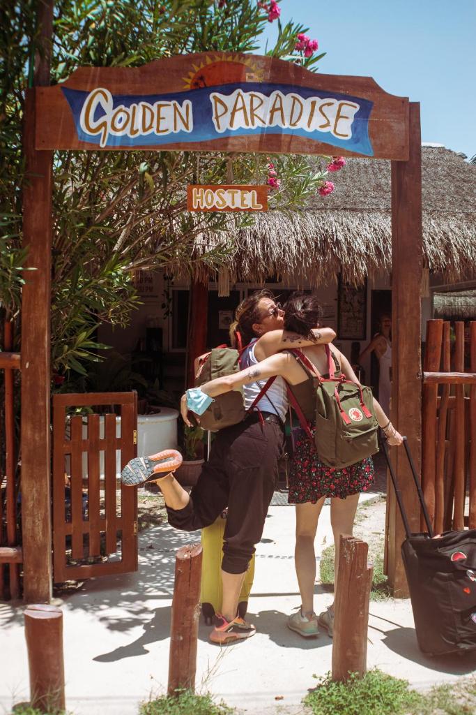 Golden Paradise Hostel photo 1
