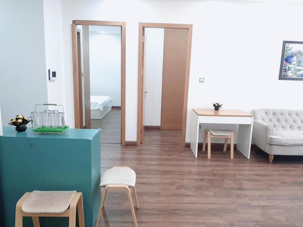 *BOM HOMESTAY* VINHOMES TIMES CITY- 2BR-LUXURY APT