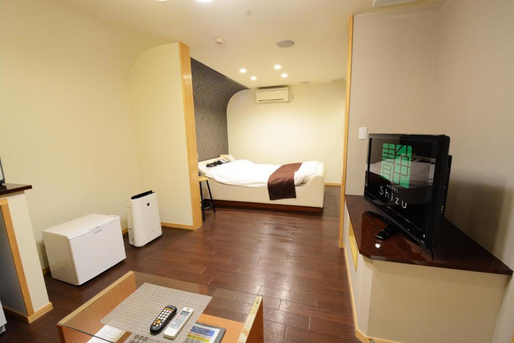 Kasama Shizu ( Love Hotel ) photo 3