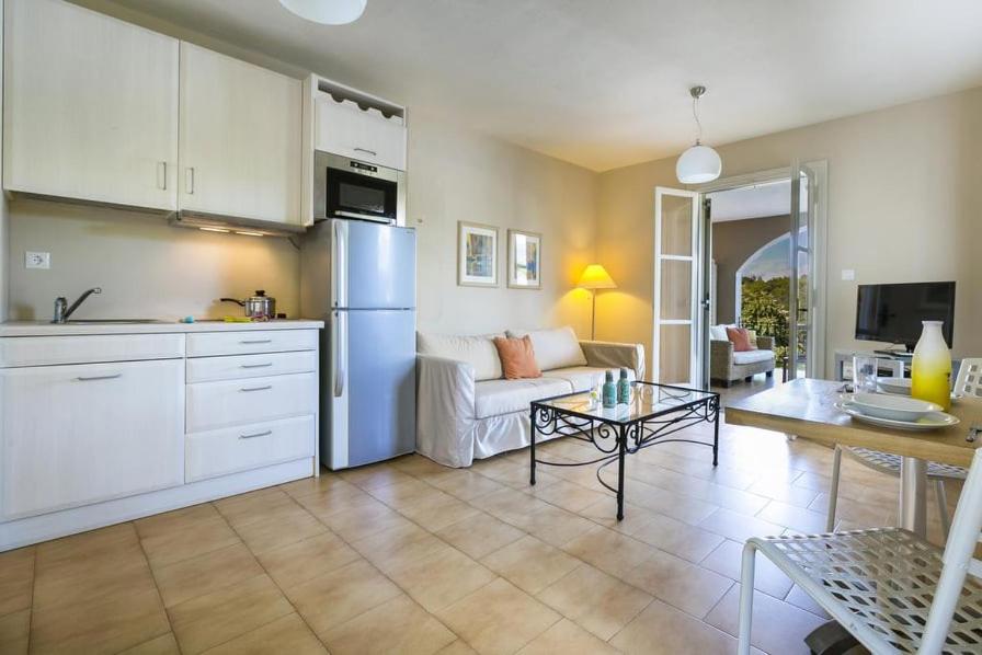 Windward Suite @ Fiscardo waterfront photo 2