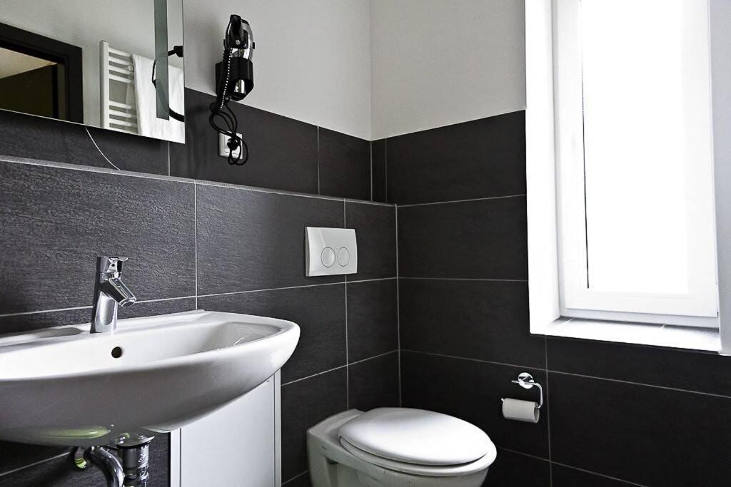 1,5 Zimmer City-Apartment-Bielefeld photo 2