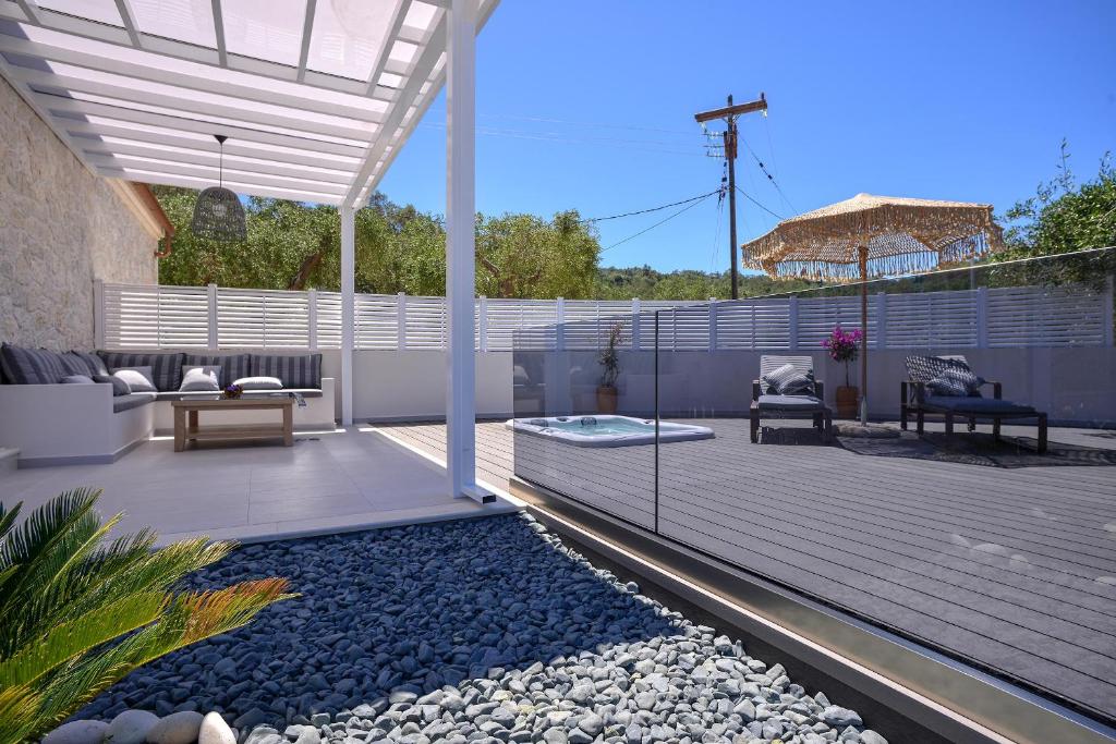 Paxos Luxury Living Junior Suites photo 3