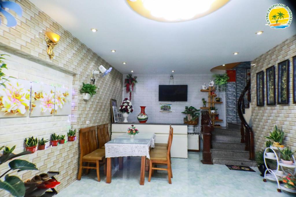 Двухместный (Двухместный номер Делюкс с 1 кроватью), Cát Bà Vintage Homestay