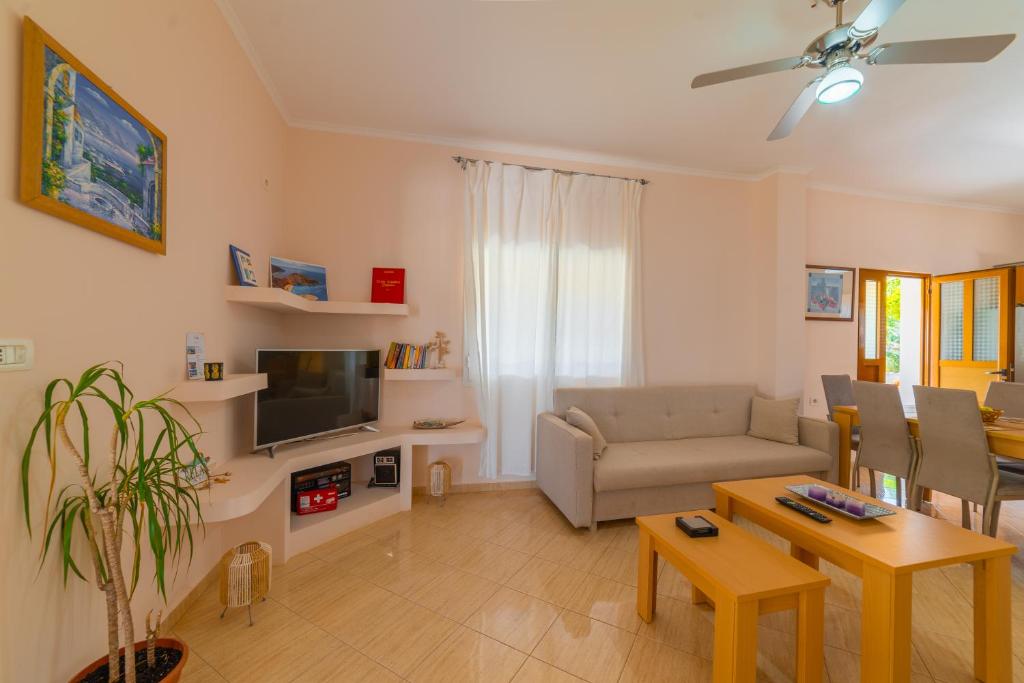 Dajana Apartments photo 1