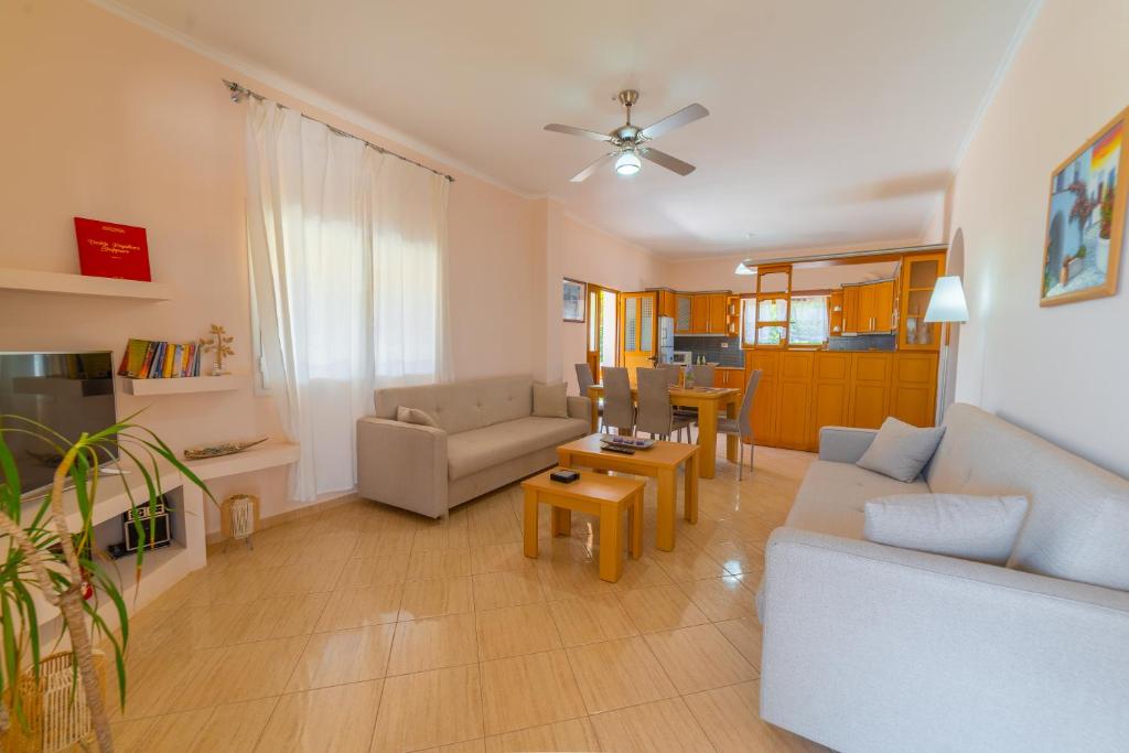 Dajana Apartments photo 2