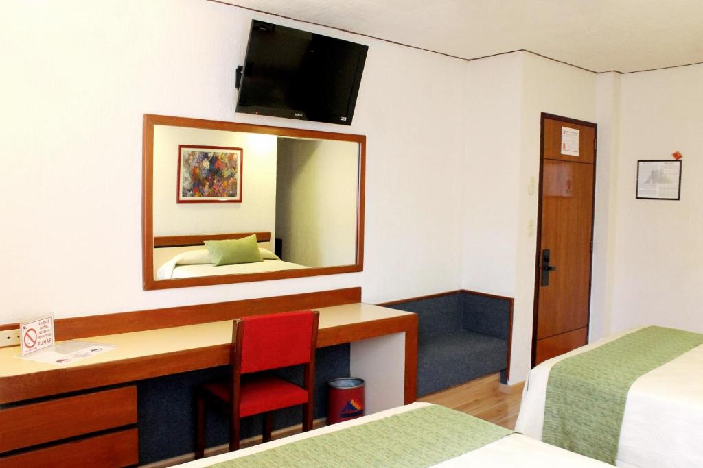 Двухместный (Двухместный номер с 2 двуспальными кроватями), Hotel Manalba
