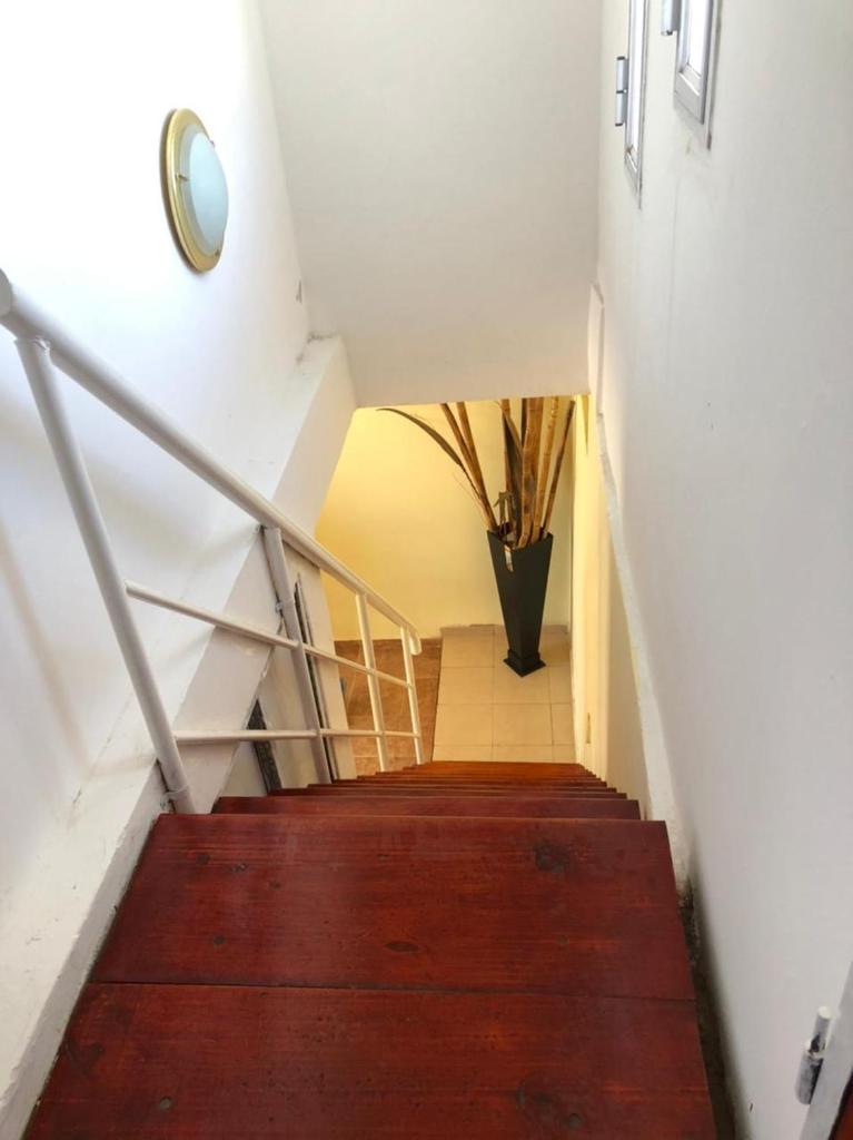DEPARTAMENTO AVELLANEDA 3 5 3 4 2 3 6 2 6 3 con GARAJE PRIVADO O COCHERA perfecto para hacer noche y continuar viaje photo 4