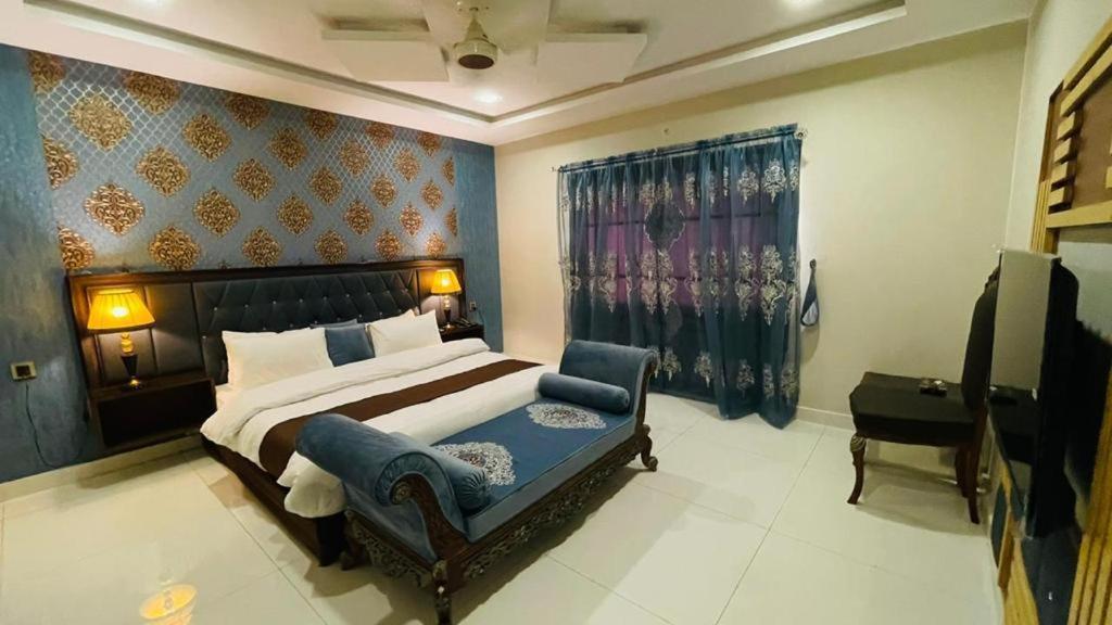 Golden Sand Hotel Rahim Yar Khan photo 4