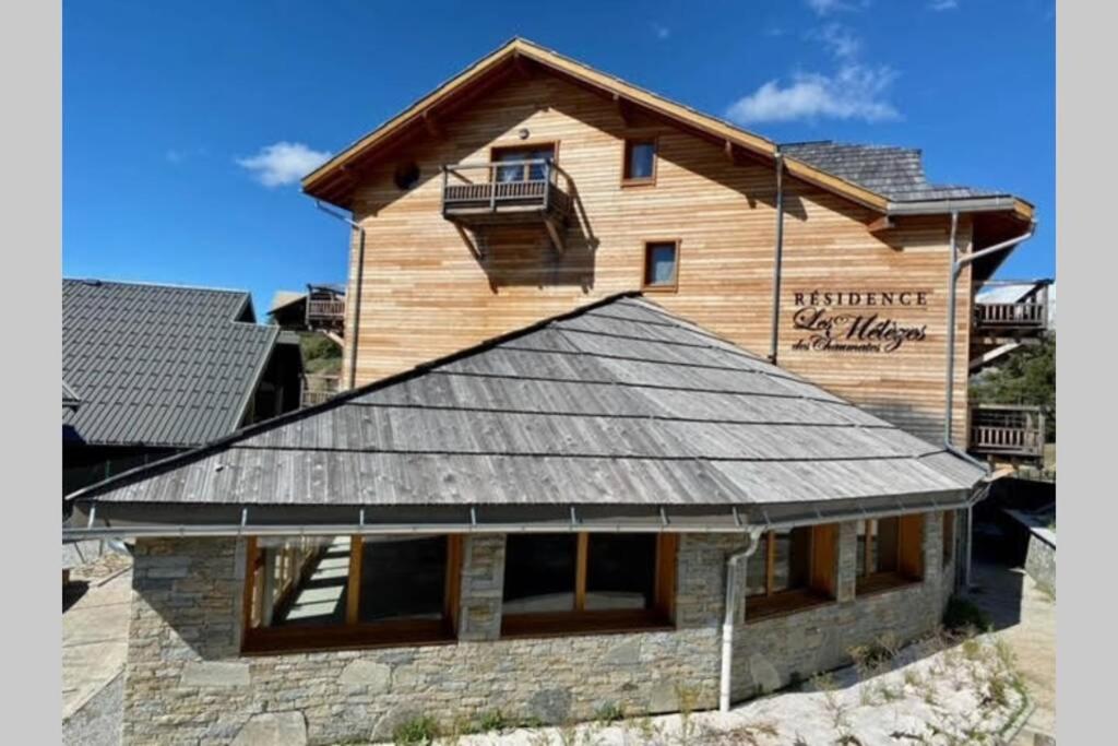 Appartement de charme dans résidence avec piscine La Joue du Loup photo 2