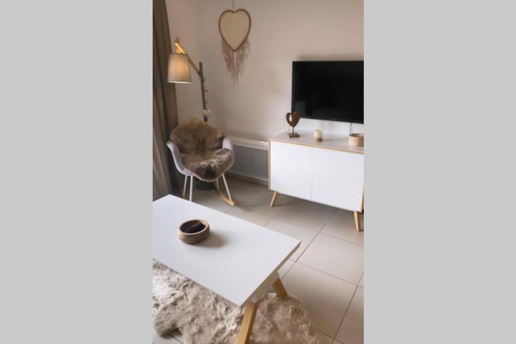 Appartement de charme dans résidence avec piscine La Joue du Loup photo 3