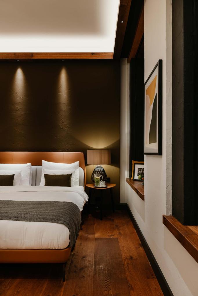 Двухместный (Улучшенный номер с кроватью размера «king-size»), DO & CO Hotel München