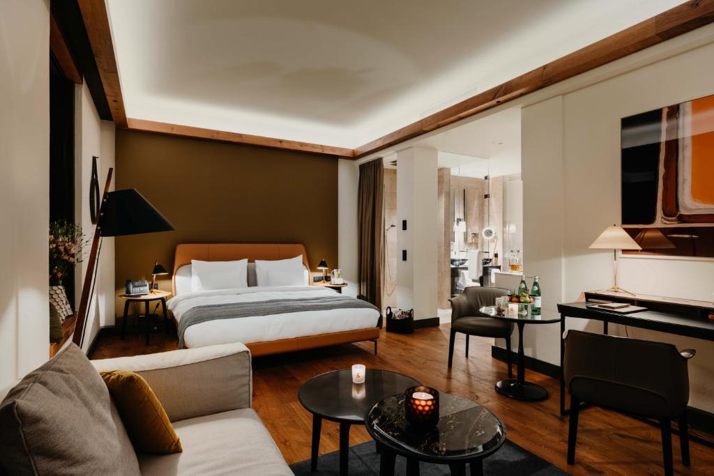 Сьюит (Полулюкс), DO & CO Hotel München