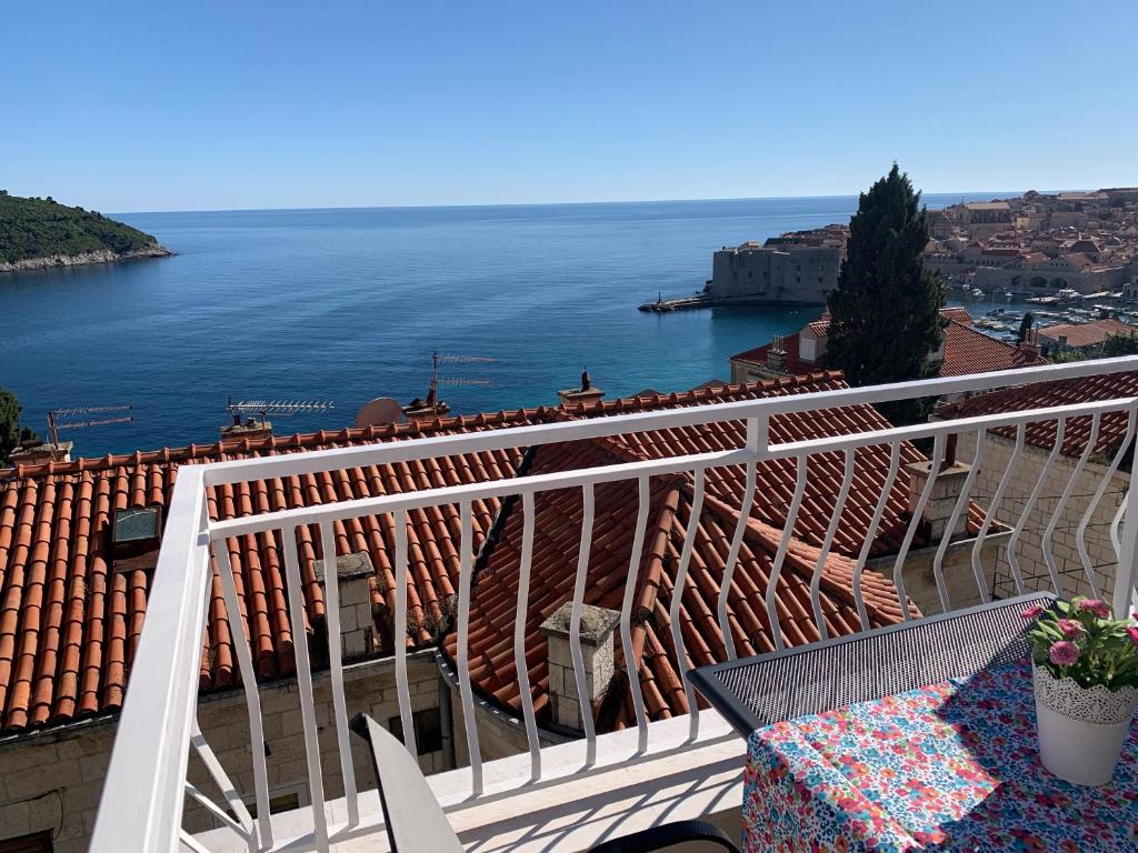 Апартаменты (Апартаменты с видом на море), Villa Leoni