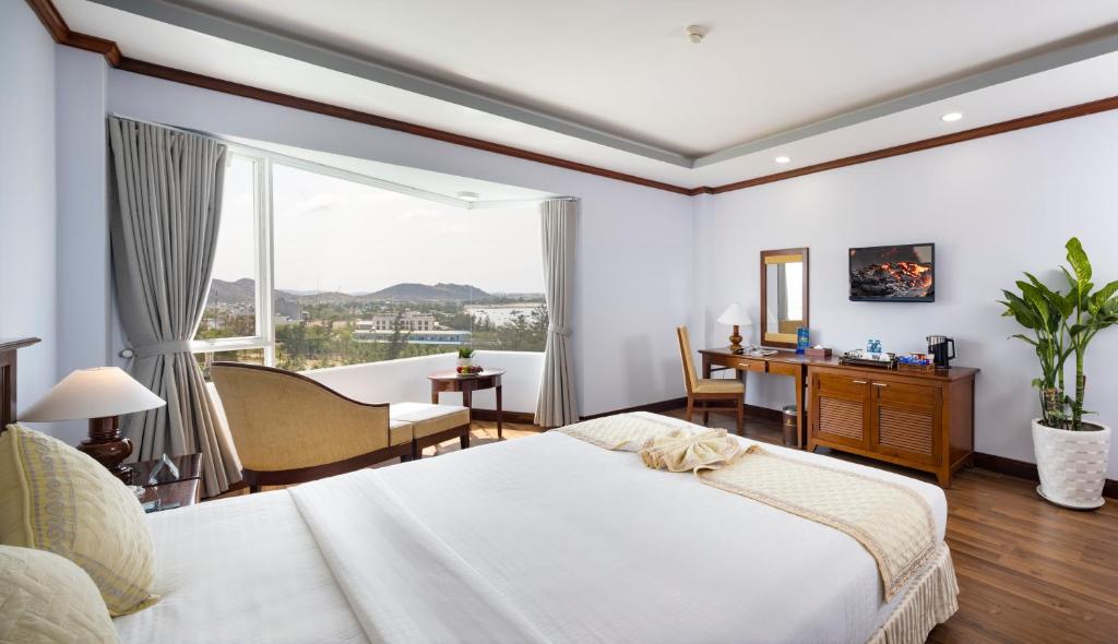 Saigon - Ninh Chu Hotel & Resort 