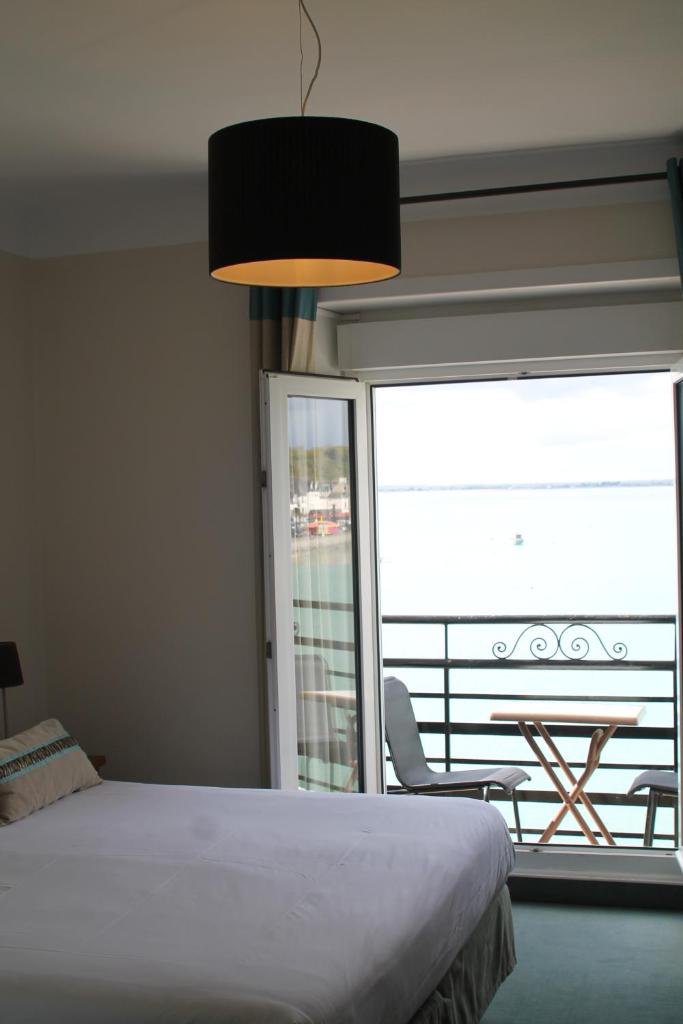 Le Continental photo 1