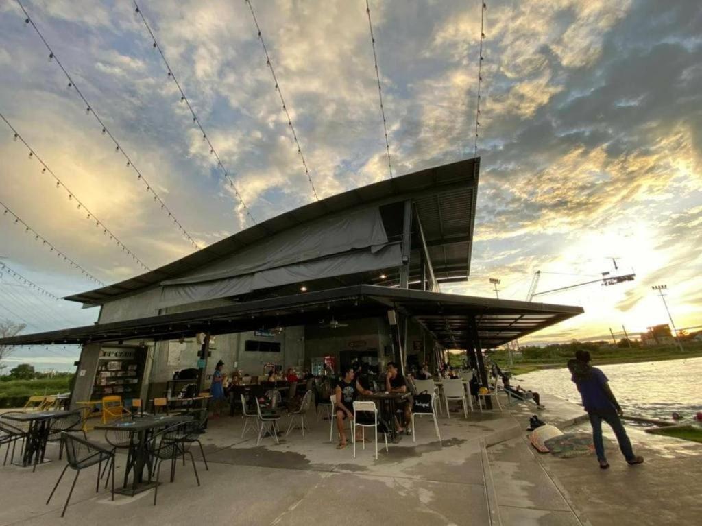 ESC PARK HOTEL photo 1