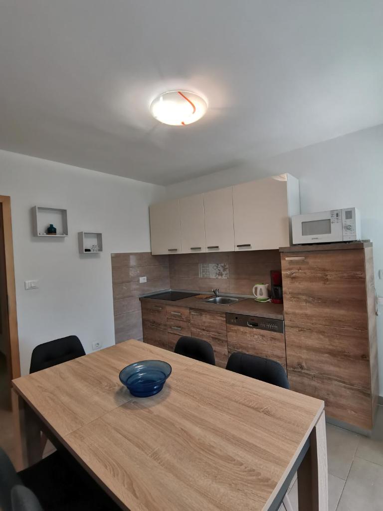 Apartments Victoria photo 4